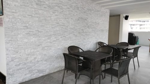 hsn-tribeca-stacked-natural-stone-wall-cladding-seating-area
